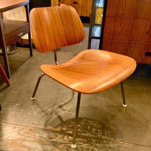 Eames Palisander Loung Chair Metal (LCM) by Herman Miller